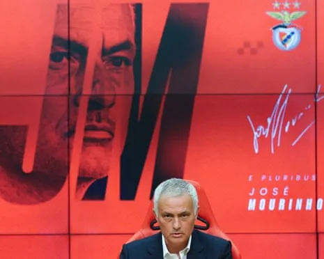 Mourinho Makes a Comeback to Benfica: An Intriguing Move for the Legendary Manager?