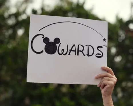 Numerous Demonstrate Near Mickey Mouse Company Corporate Offices Over ‘Authoritarian’ Jimmy Kimmel Suspension